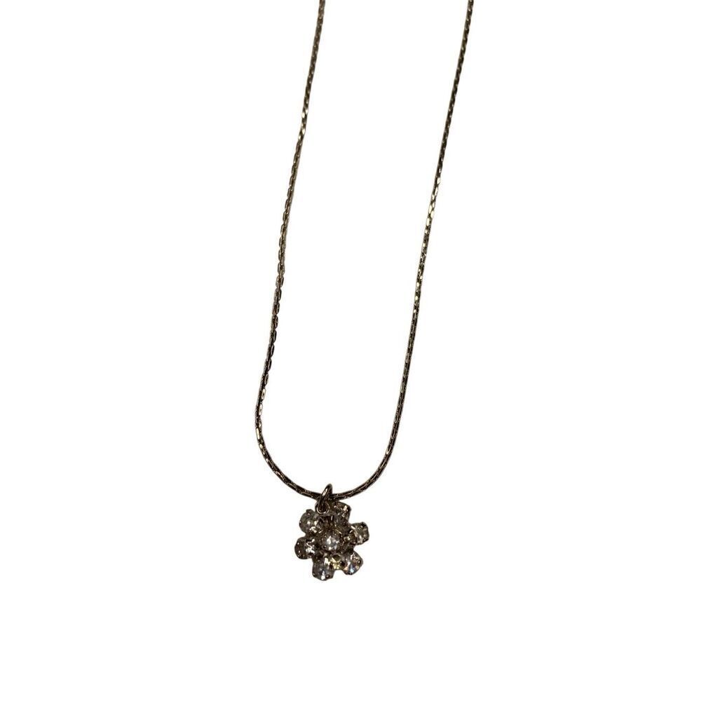 Vintage Avon Silver Tone Rhinestone Flower Pendant Necklace Floral Chain Jewelry